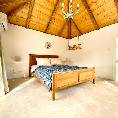 Stylish Vathy Studio With Sea View Екстер'єр фото